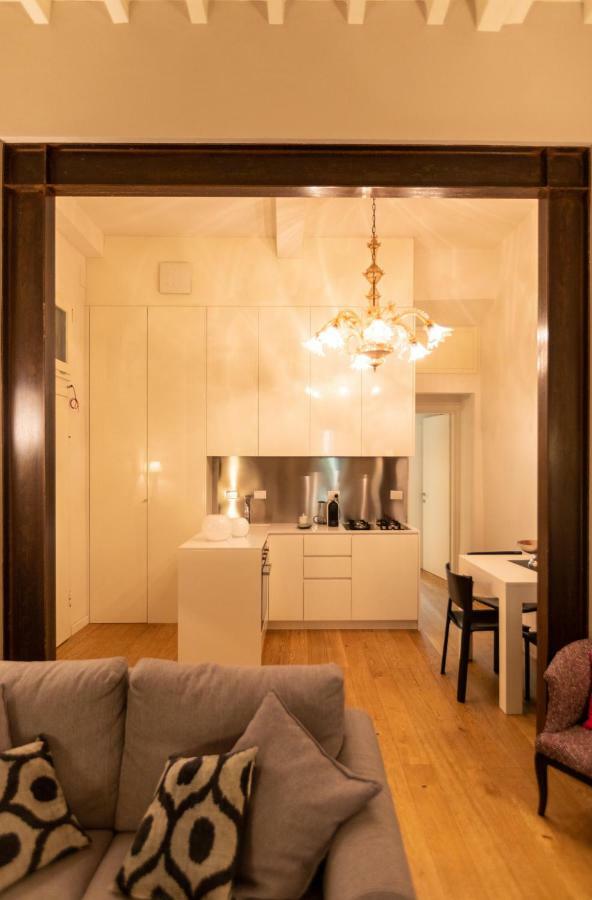 Santa Croce Luxury 2 Bedroom Firenze Bagian luar foto